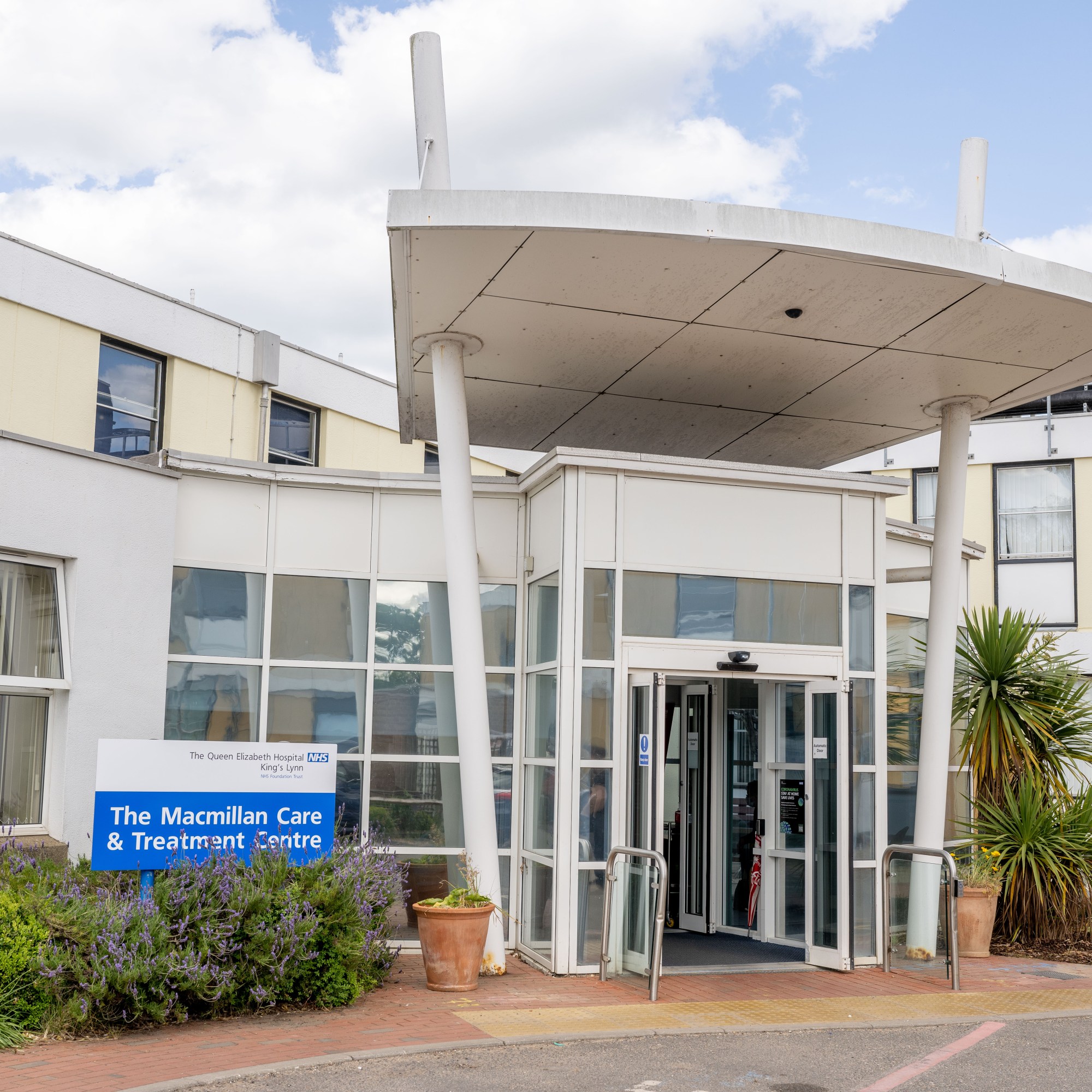 Entrance to the Macmillan Care & Treatment Centre