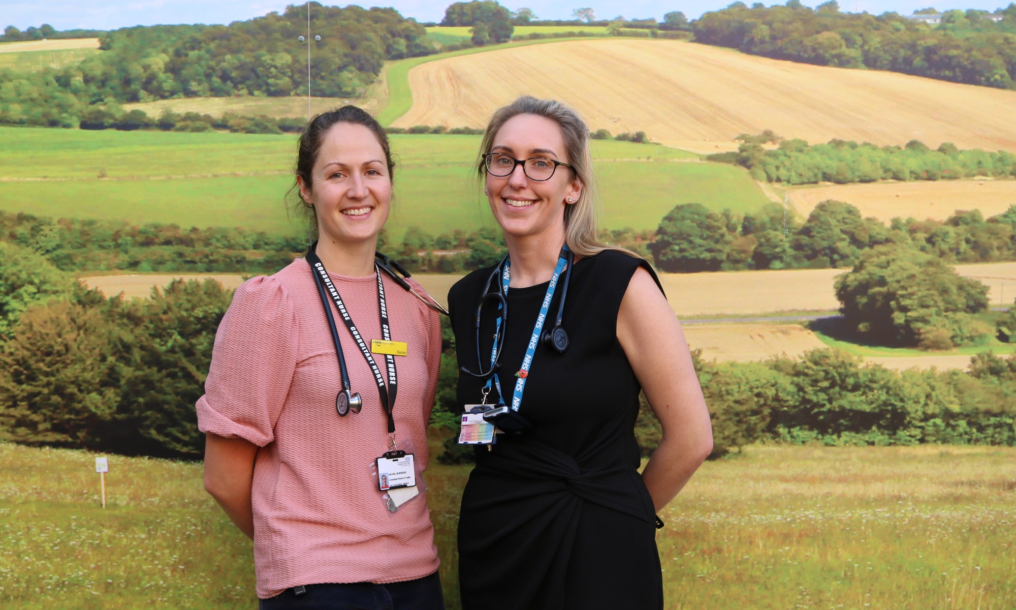 Rachel Burridge (L) and Katie Honney (R)