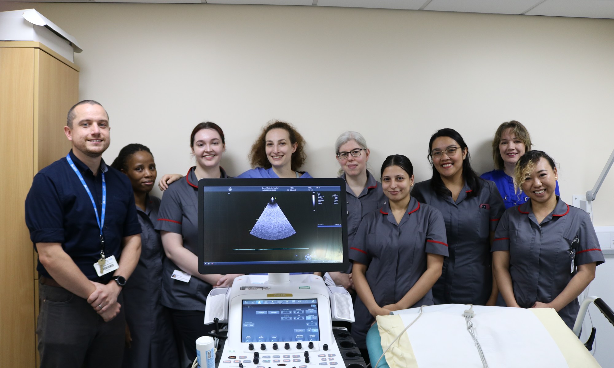 Members of Team QEH with the new GE Vivid E95 4D heart scanner